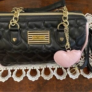 NWOT Betsey Johnson Quilted Heart Handbag / Purse
